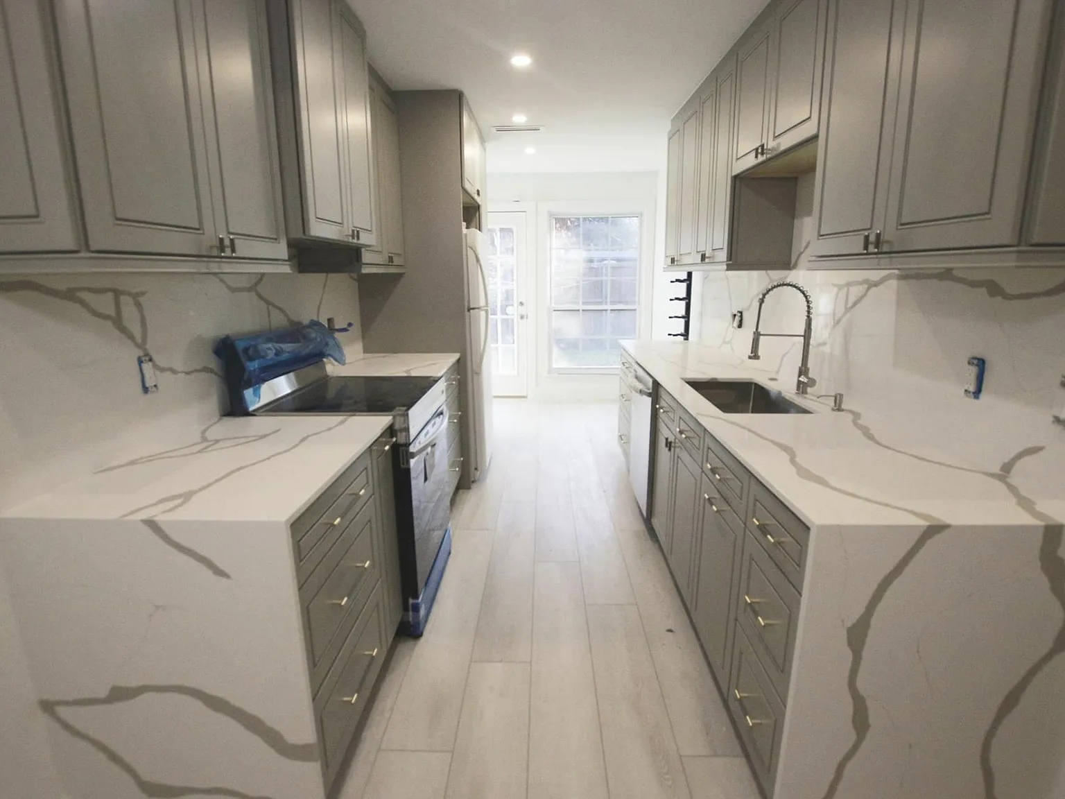 2 bed, 1084 sqft, $2,350 — Photo 4