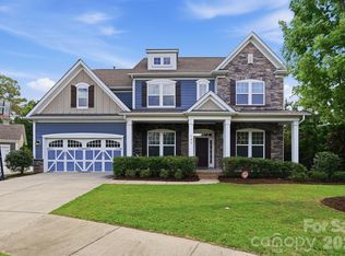 102 Chadderton Way, Waxhaw, NC 28173