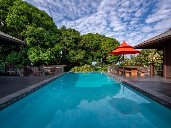 76-874 Io Kualua Pl, Kailua Kona, HI 96740