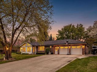 388 Palmer Ave, Green Lake, WI 54941