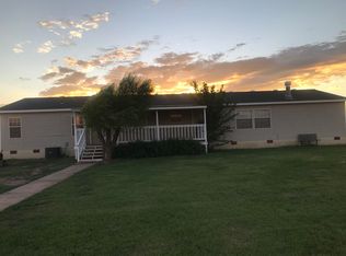 693 Riata Rd, Tularosa, NM 88352