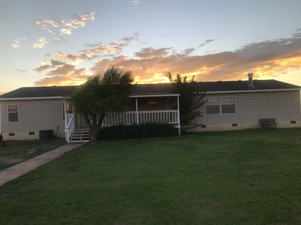 693 Riata Rd, Tularosa, NM 88352