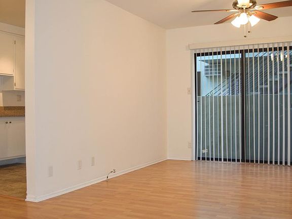 3rd image of 1312 Amherst Ave APT 4