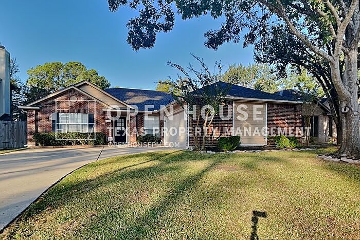 1st image of 18623 Singing Woods Dr