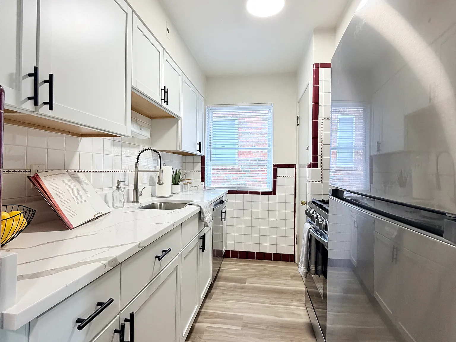 2 bed, 1400 sqft, $1,350 — Photo 2