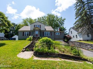 197 Northampton Rd, Amsterdam, NY 12010