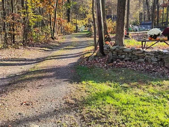 950 Springfield Rd, Penn Run, PA 15765