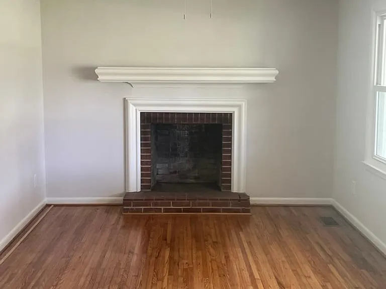 1515 Greenview Dr — Photo 7