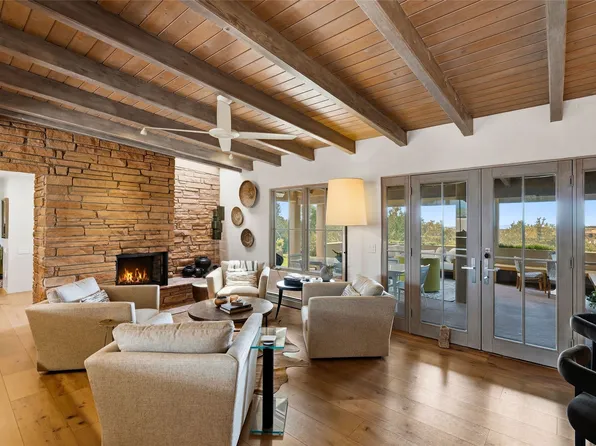 1122 Tano Del Este, Santa Fe, NM 87506