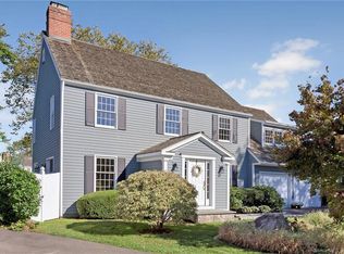 39 Flying Cloud Rd, Stamford, CT 06902