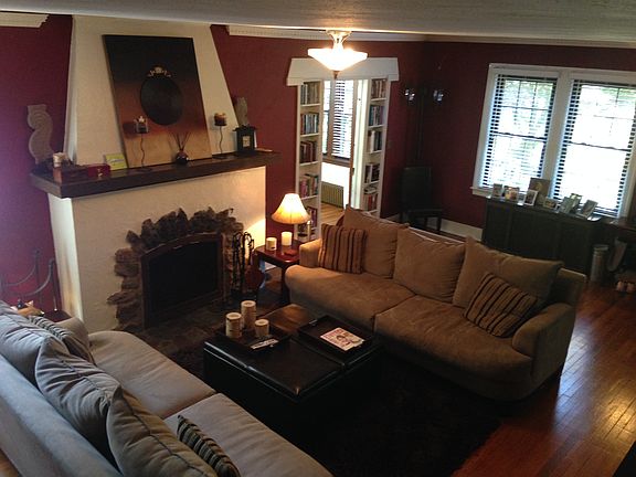 LIVING ROOM 29X16