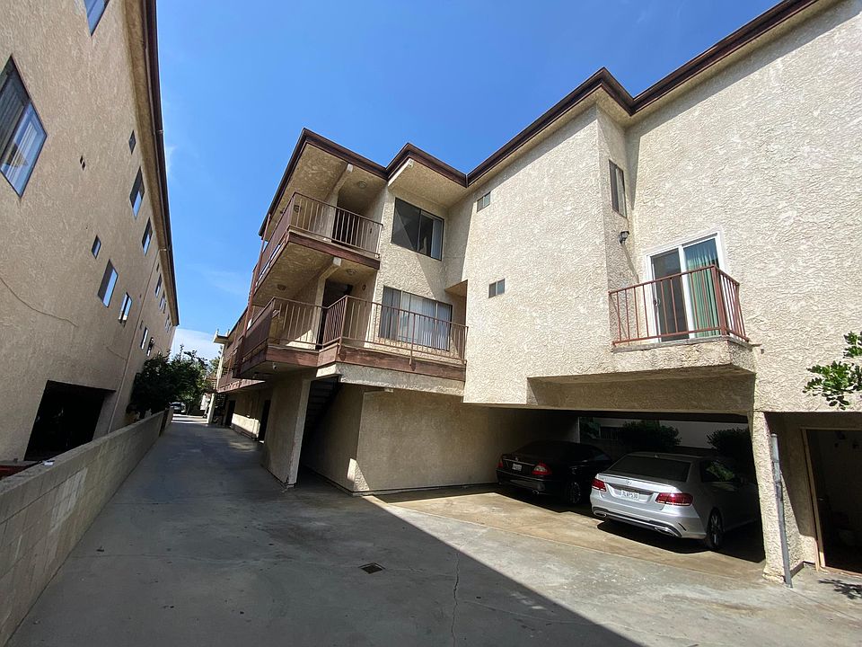 1st image of 1366 E Garfield Ave #5
