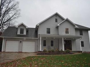 132 Constitution Ave, Saxonburg, PA 16056
