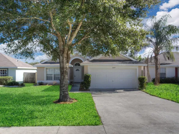 2037 Fish Eagle St, Clermont, FL 34714