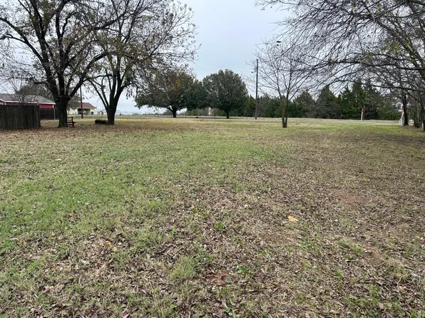 Bryant Cardinal Ln, Pottsboro, TX 75076