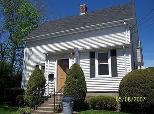 19 Cottage Pl, Newton, MA 02465