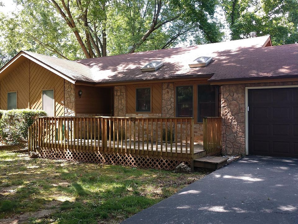 2nd image of 1107 Amy Ln