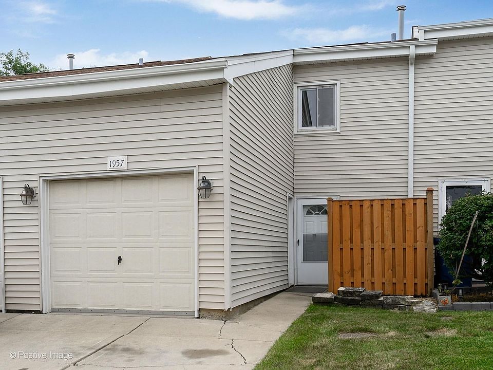 1st image of 1957 Wildwood Cir