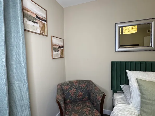 301 Orchard Trace Ln, Charlotte, NC