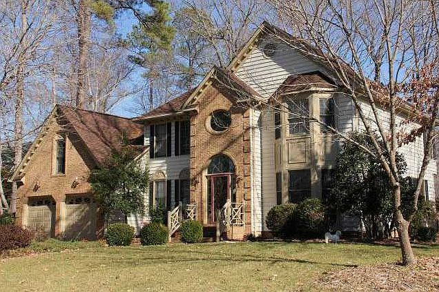 1st image of 100 Prestwick Ct