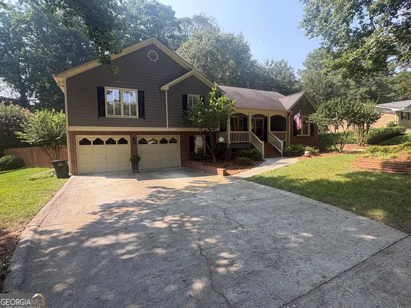 2759 Lanier Dr, Snellville, GA 30078