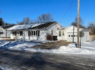 214 E Iowa St, Monroe, IA 50170