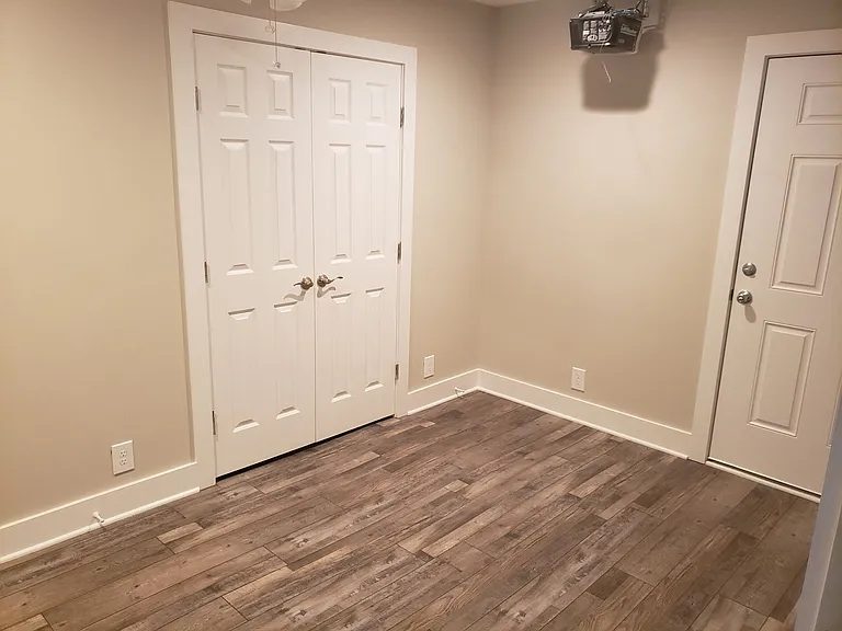 182 Pine Hollow Rd — Photo 16