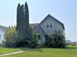 311 Court House Dr, Cavalier, ND 58220