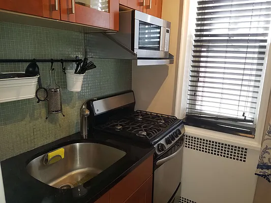 Sold by Benjamin Realty Since 1980 | media 7