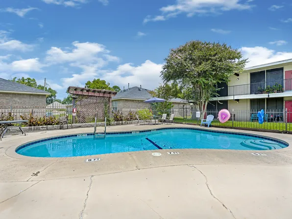 Carolyn Court Apartments, 1200 Carolyn Ct APT 10, Humble, TX 77338