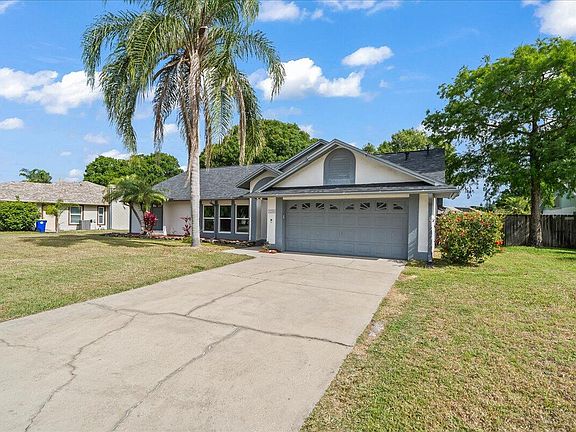 3rd image of 1218 Apple Creek Ln