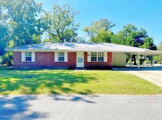 1205 Coggin Ave, Chipley, FL 32428