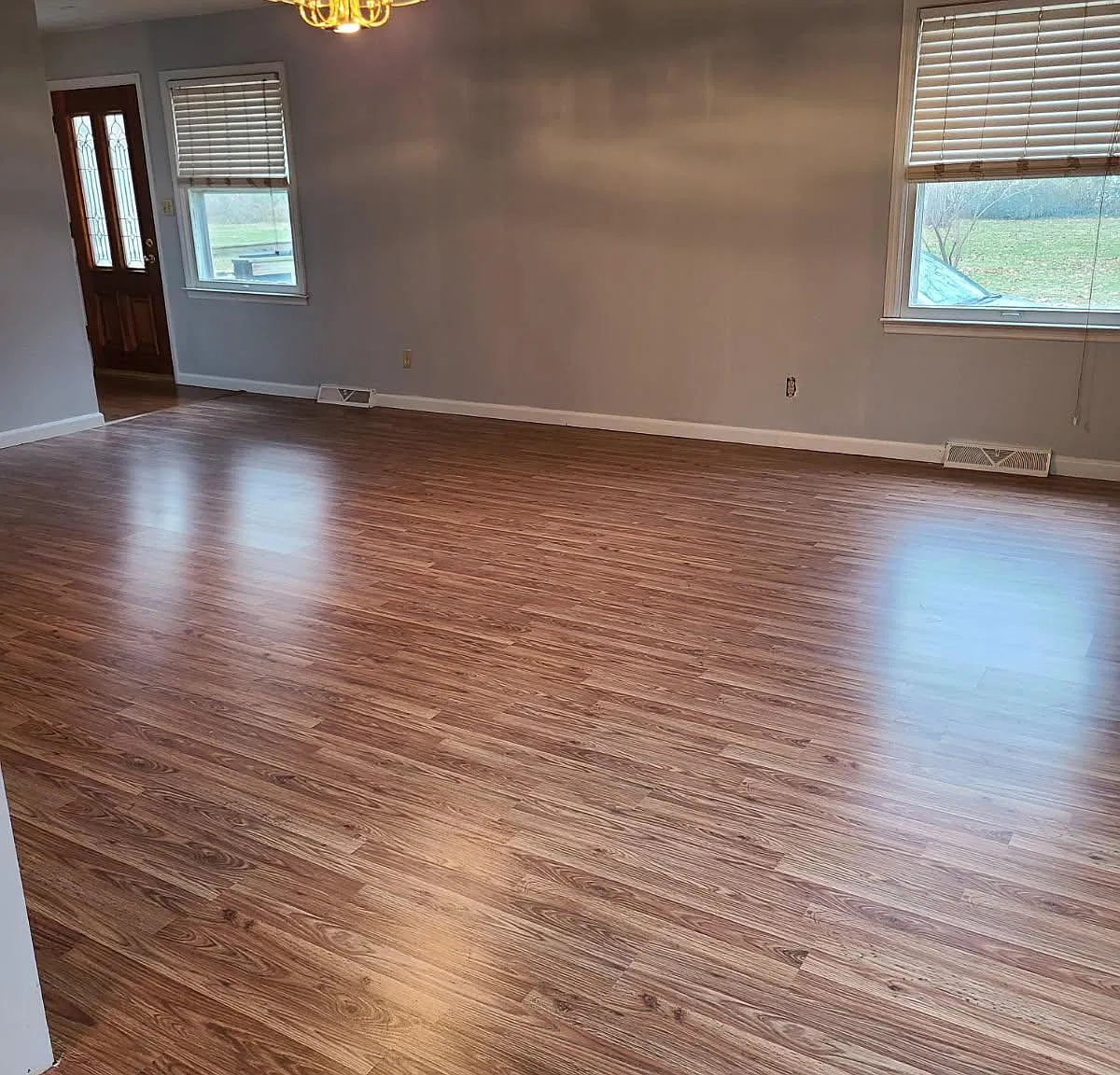 2907 S Park Ave — Photo 2