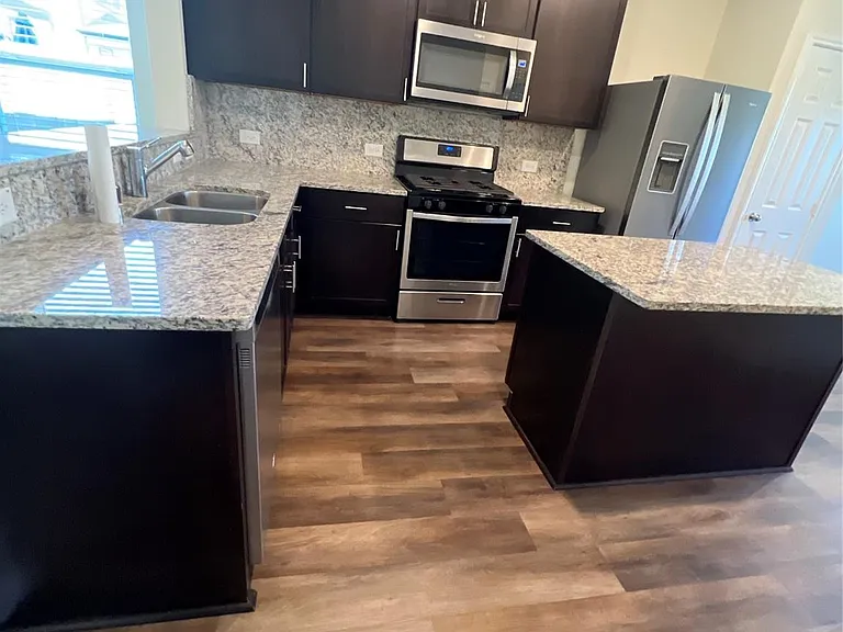 4410 Rushing Ridge Ct — Photo 11