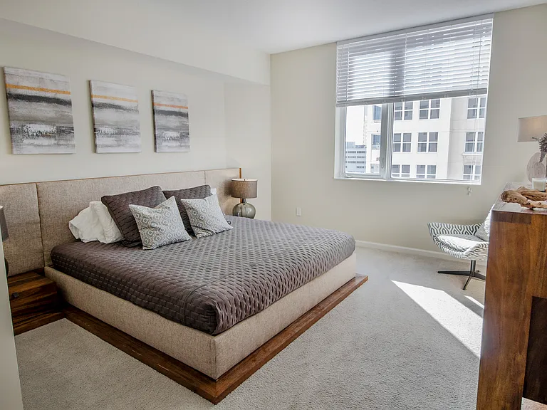 High Rise luxury rental apartments overlooking the New River in Fort Lauderdale, Florida near Las Olas Blvd.