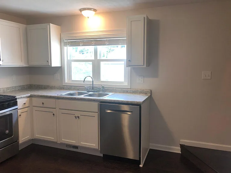 1044 Moon Run Rd — Photo 31