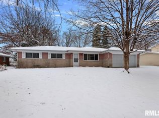 10 Royal Rd, Springfield, IL 62702