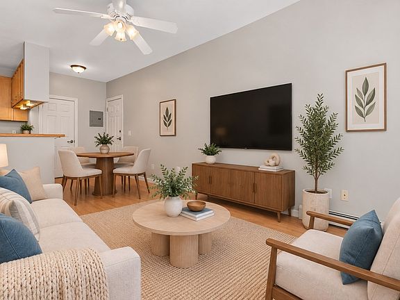5th image of 330 Summit Ave Unit 305