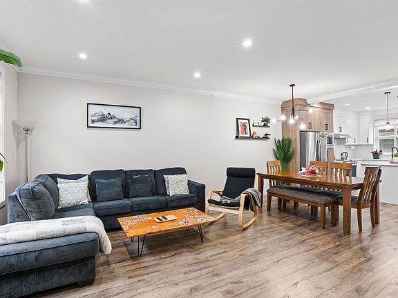 4th image of 2033 McKenzie Rd #11