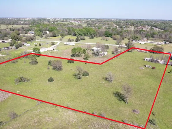 Mustang Loop, Madisonville, TX 77864