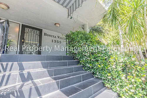 1355 N Sierra Bonita Ave #402 Photo 1