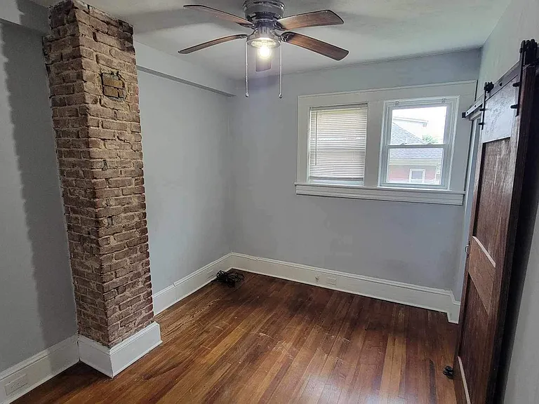 114 Huntington Blvd NE #1 — Photo 5