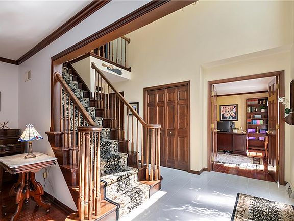 4th image of 5101 Aberdene St