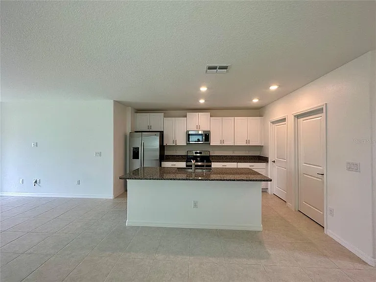 11131 Radiant Shore Loop — Photo 5