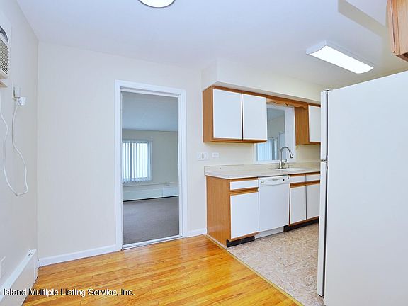 5th image of 40 McKee Ave