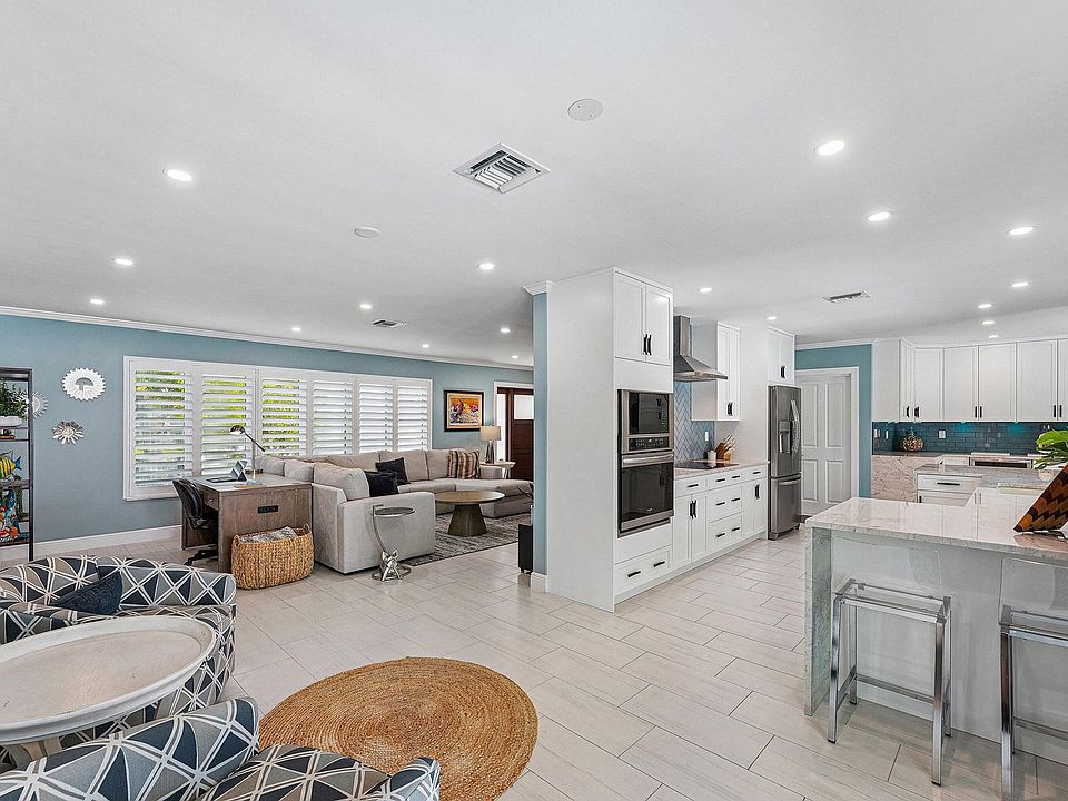 1st image of 4430 NE 30th Ave #4430