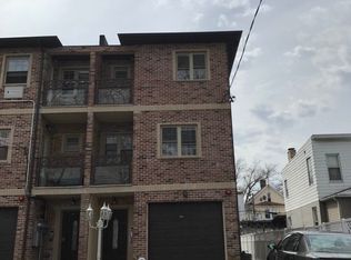 8620 124th St #2F, Richmond Hill, NY 11418