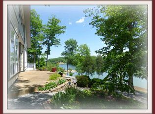 1910 Laramie Trl, Dandridge, TN 37725