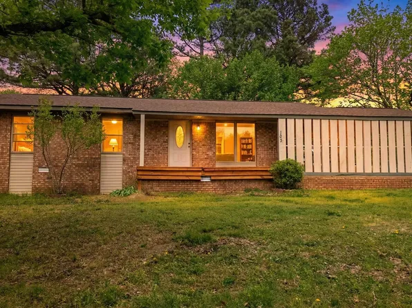 105 Welch St, Salem, AR 72576
