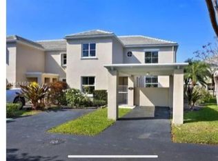 6921 Miller Dr, Miami, FL 33155